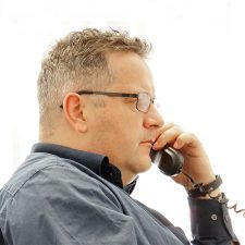 Pflegereferent Andreas Dörr am Telefon